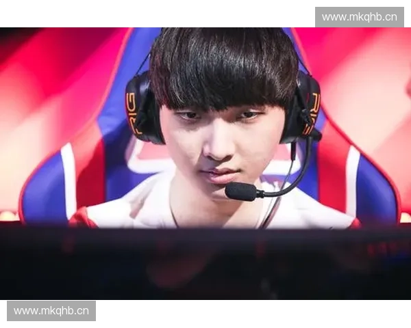 黄翔在英雄联盟职业生涯中的崛起与挑战分析及其对电竞行业的深远影响